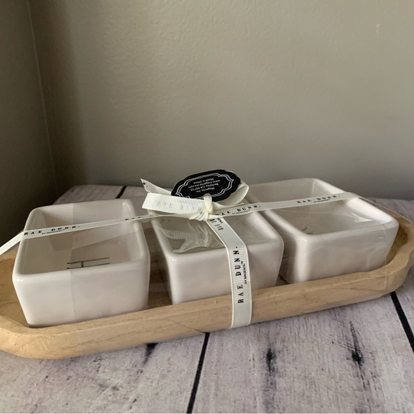 New Rae Dunn Tray with 3 inserts NOSH,EAT,SNACK - Picture 3 of 5